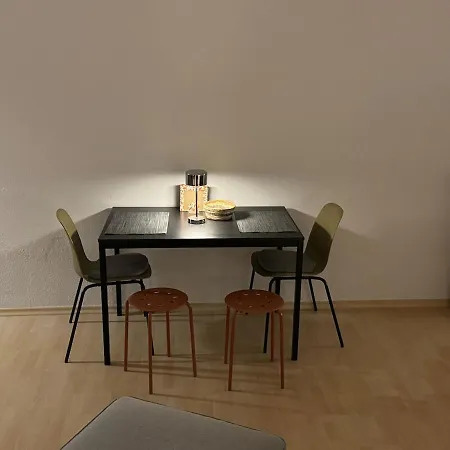 Modern, Cosy With Access *