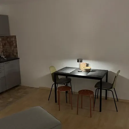 Modern, Cosy With Access Διαμέρισμα *