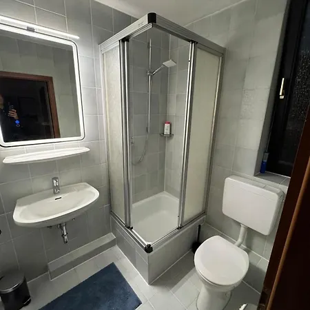 Modern, Cosy With Access *