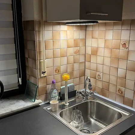 Modern, Cosy With Access * Βόννη